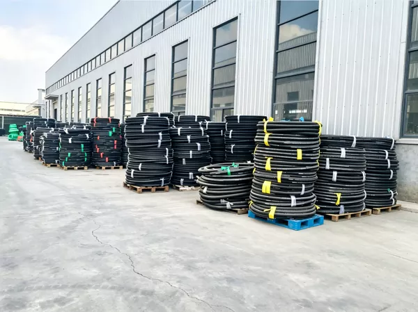 Como escolher a mangueira de borracha reforçada com tecido certa? Diretrizes de seleção da Hebei Zhehan Rubber & Plastic Products Co., Ltd.